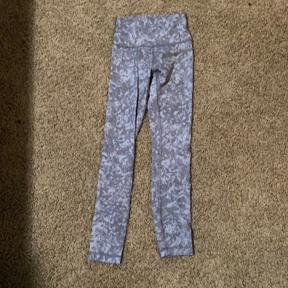 Lululemon leggings !